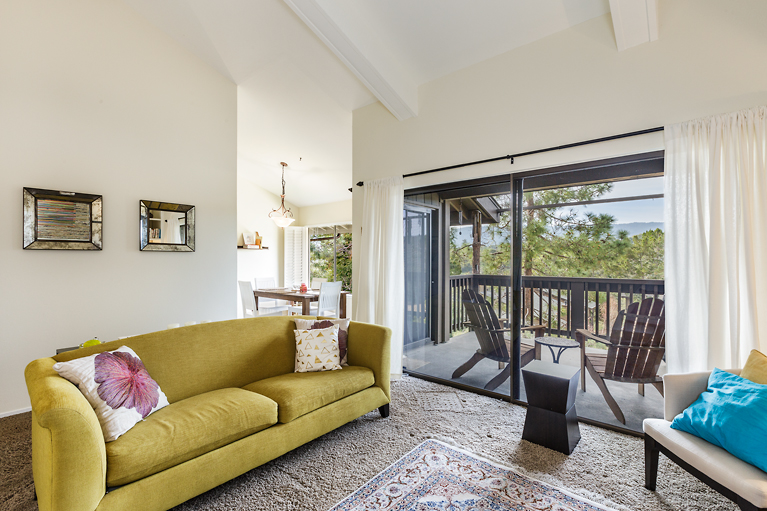 03-3321-Brittan-17-living-mls