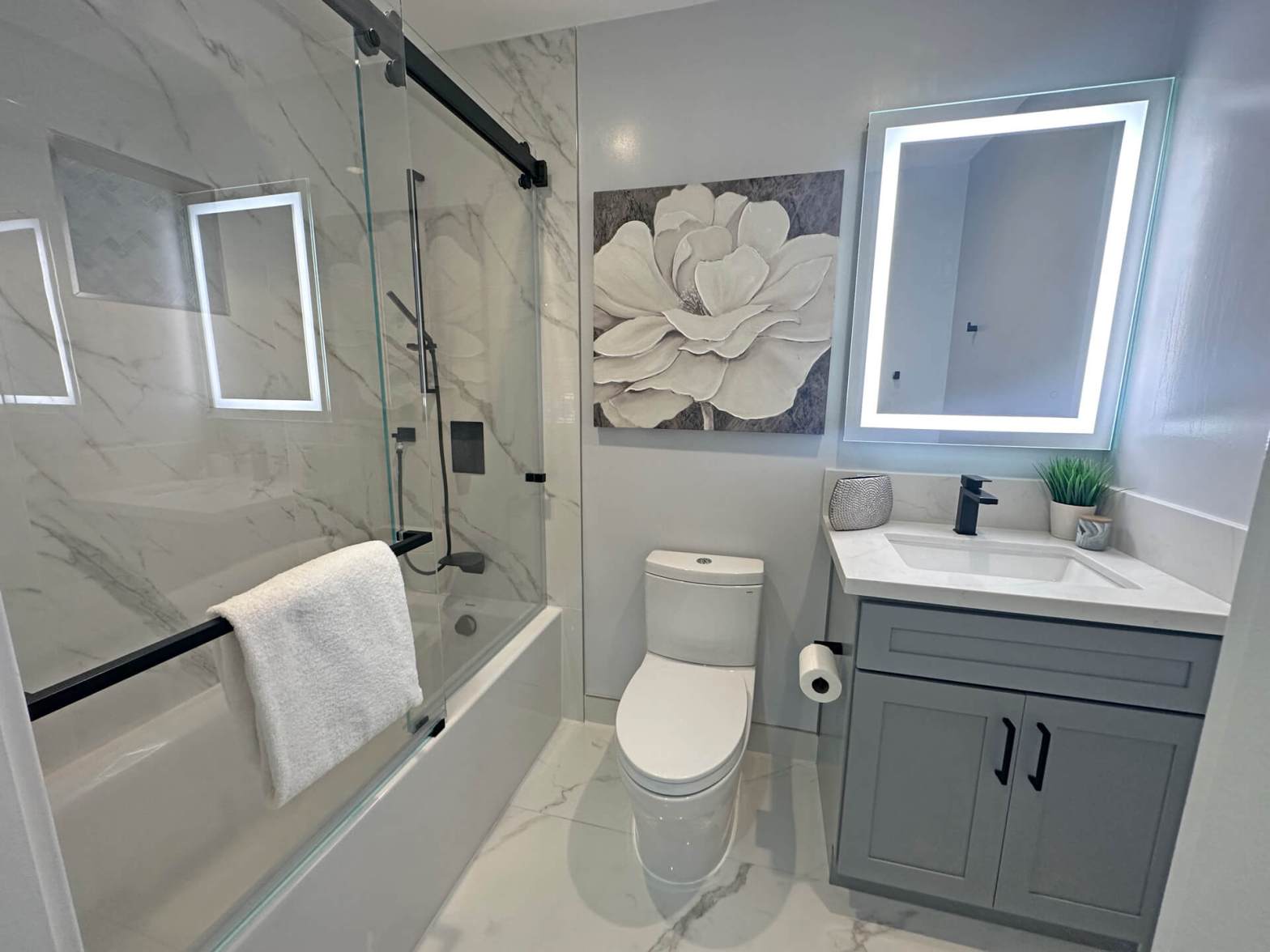 3 Bedroom/ 2 Bathroom Condo Floor Map Brittan Heights San Carlos CA